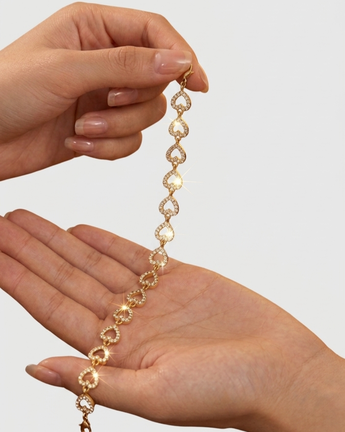 Aurelia Eternal Heart Anti-Tarnish Bracelet
