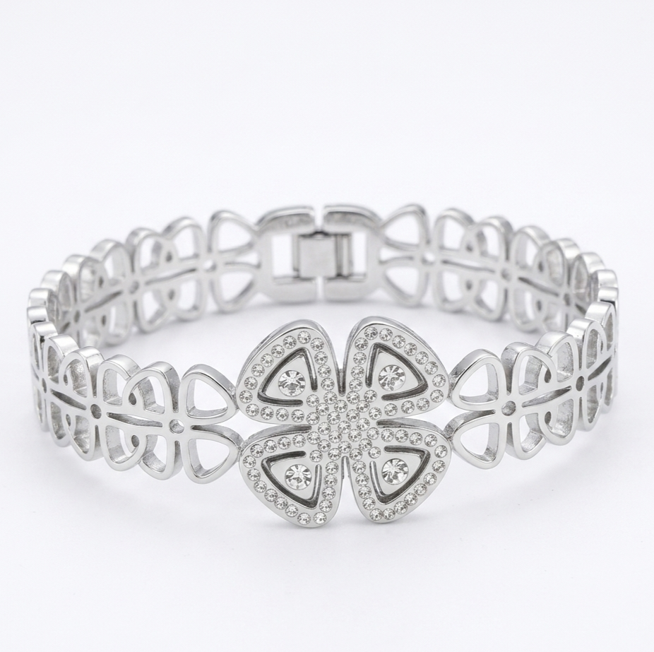 Clover Grace Anti-Tarnish Bangle