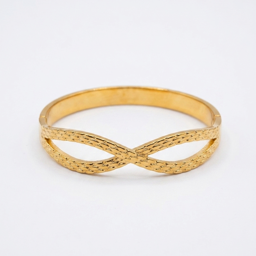 Aurelia Infinity Scale Anti-Tarnish Bangle