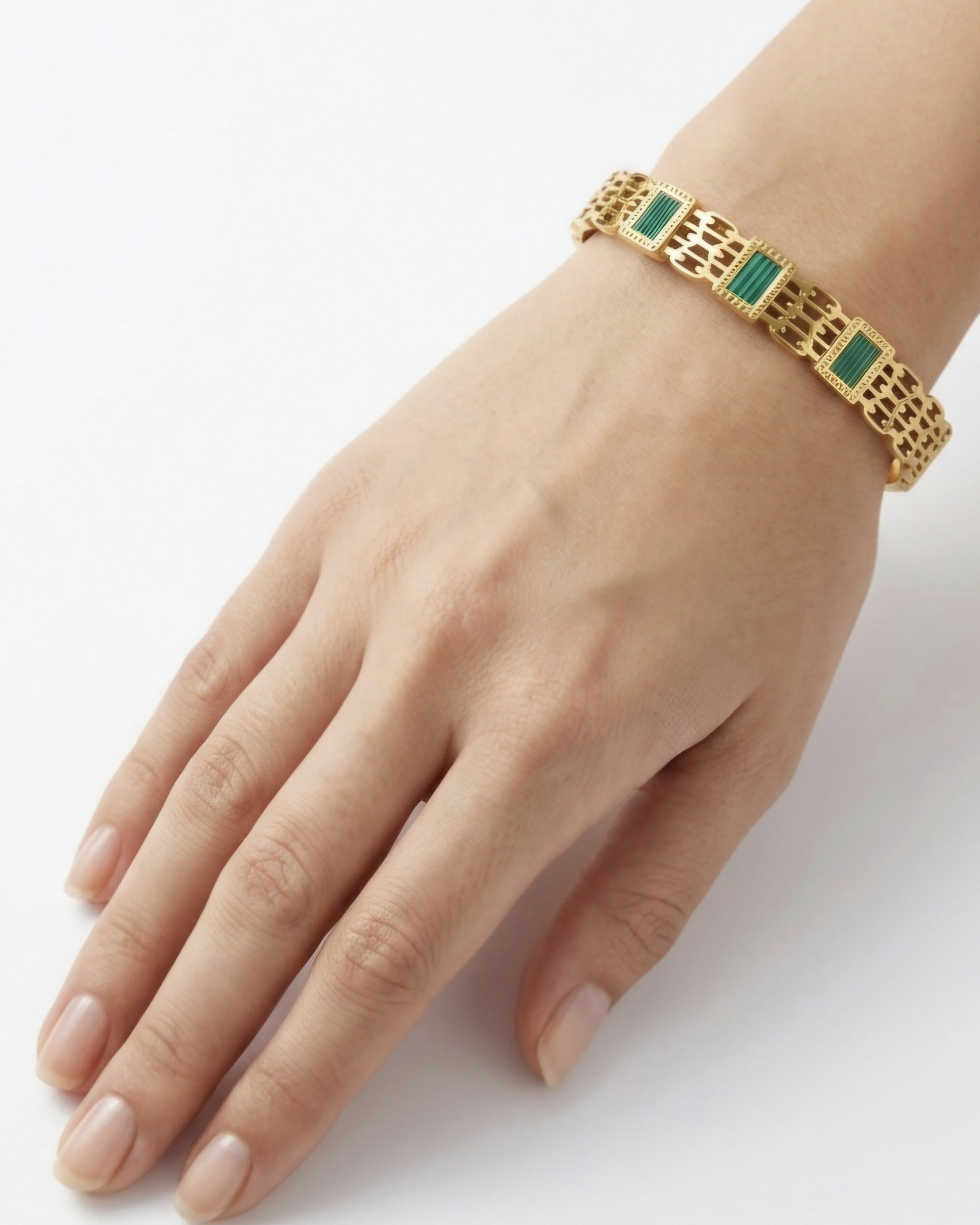 EmeraLink Anti-Tarnish Bangle