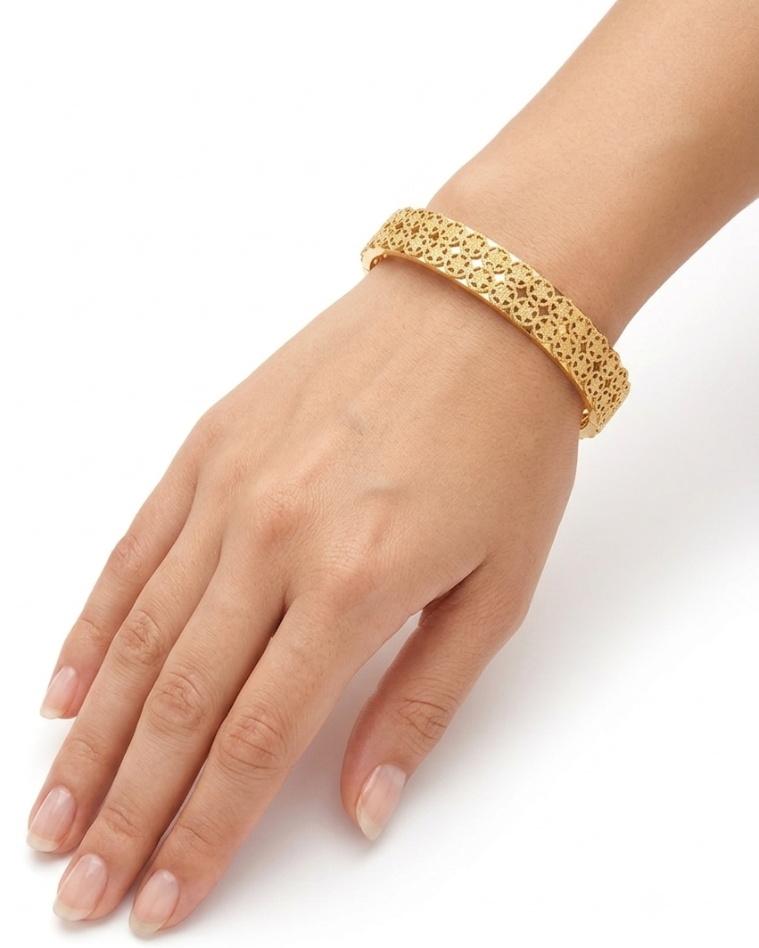 Celestia Wheel Lace Anti-Tarnish Bangle